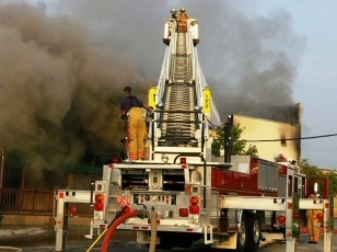 Truck 257, Scott Twp, photo by Glendale Volunteer Fire Department Hose Co#1